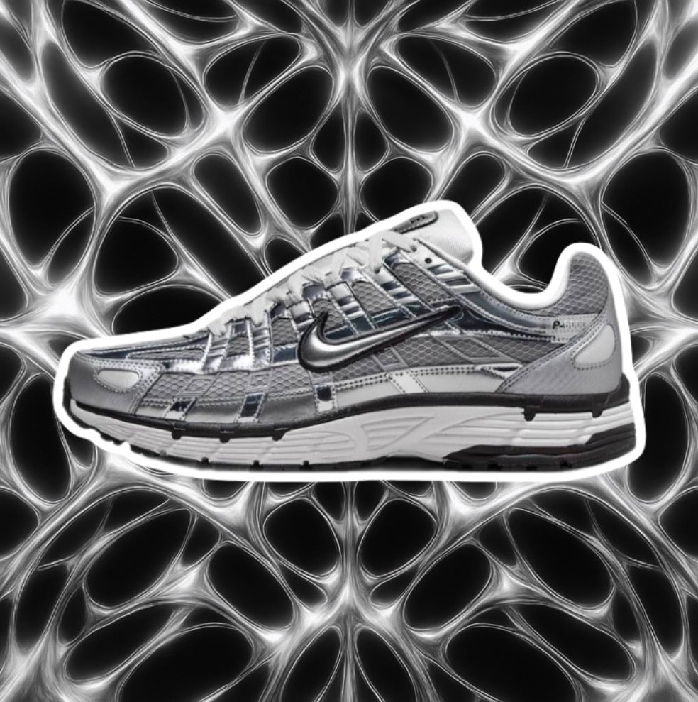 NIKE P-600